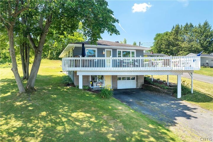 Property Photo:  816 Forest Avenue  NY 13069 
