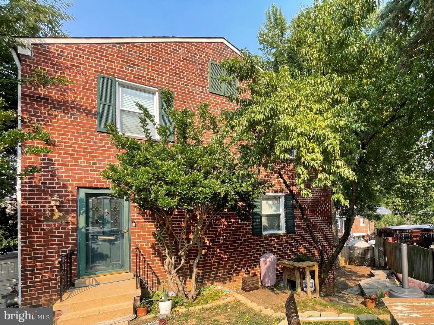 Property Photo: 12 Kennedy Street VA 22305