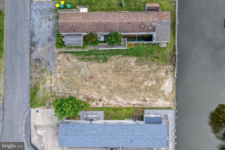 Property Photo: 37887 Swann Drive DE 19975