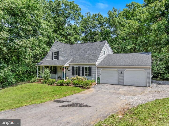 Property Photo: 185 Tara Drive WV 25403