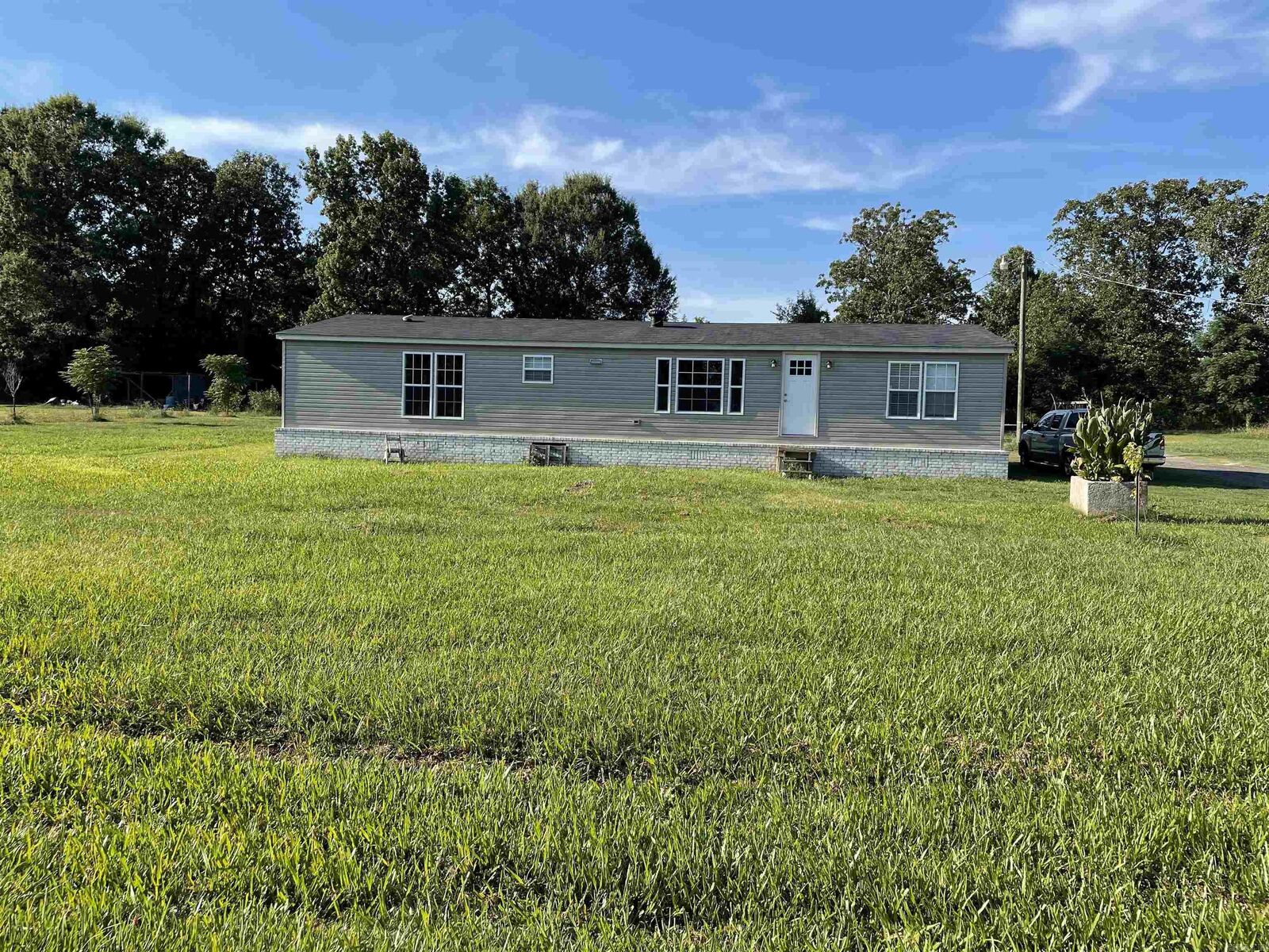 Property Photo:  22 N Madrid  AR 72032 