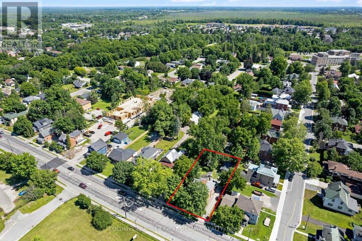 Photo de la propriété:  69 Wilson Street West  ON K7H 2N7 