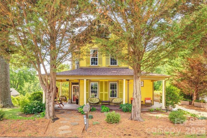 Property Photo: 42 Church Street NC 28787