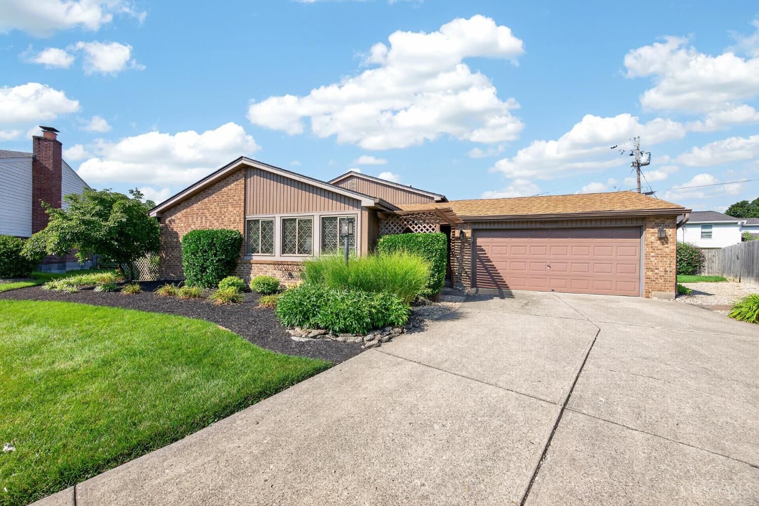 Property Photo: 4939 Bonaventure Court OH 45238