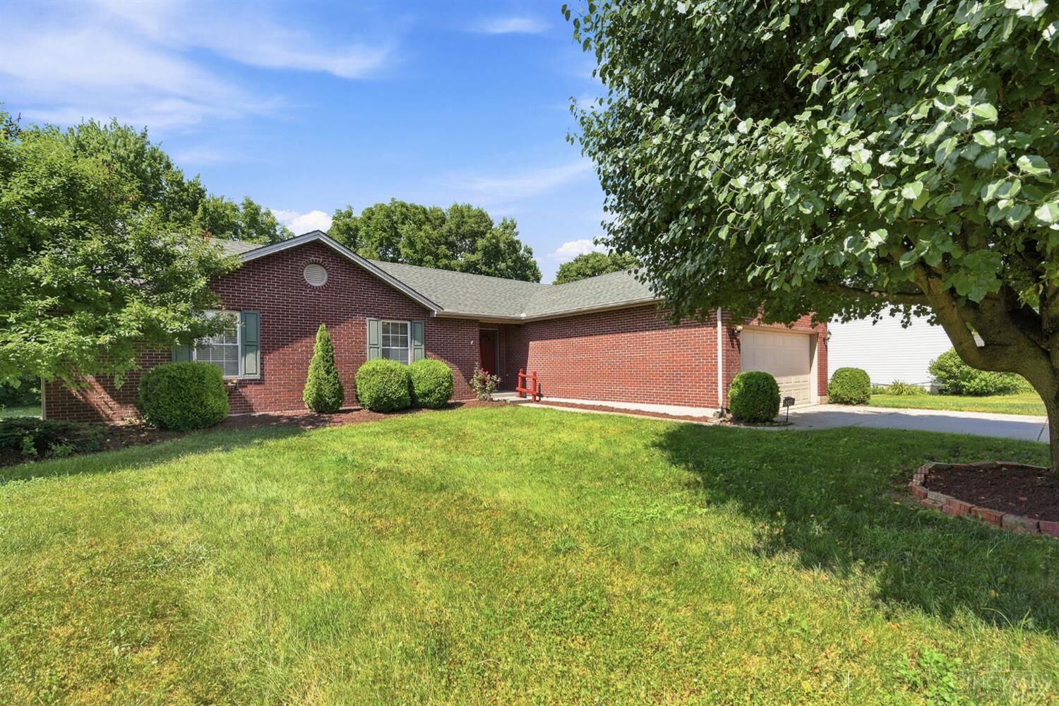 Property Photo:  5290 Parkside Court  OH 45011 