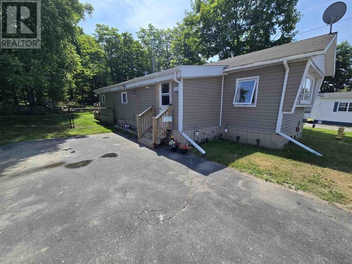 Property Photo:  181 Westhill Rd  ON P5A 1A9 