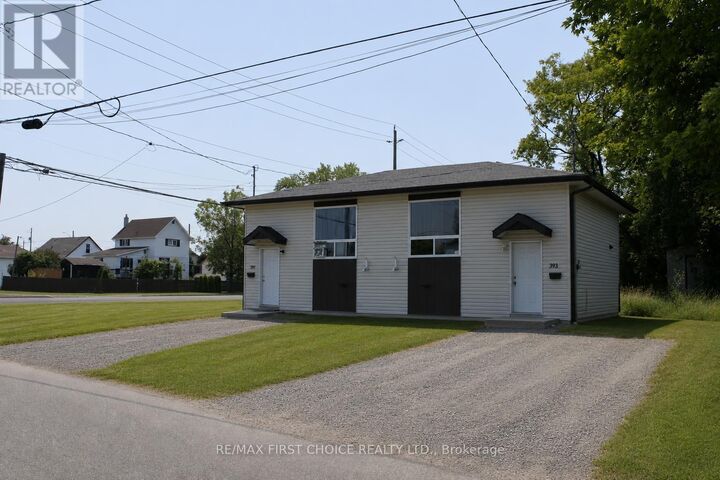 Property Photo:  391-393 Cuyler Street  ON P7A 1B3 