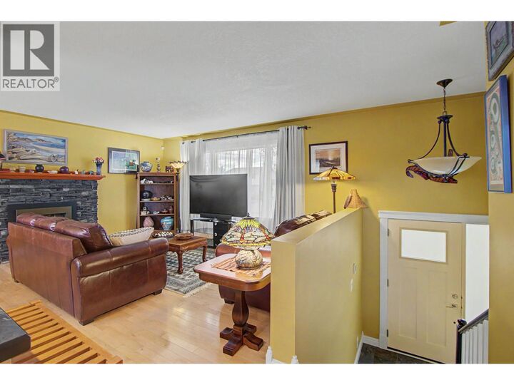 Property Photo:  1257 Aleza Crescent  BC V2M 4E5 