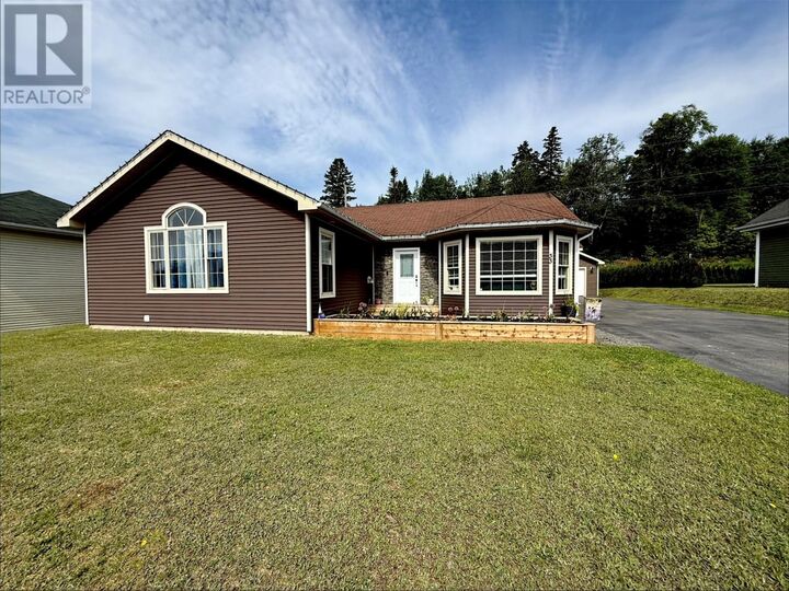 Property Photo: 33 Harmsworth Drive NL A2A 2Y7