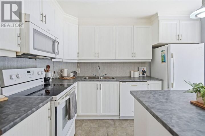 Property Photo: 287 Hyland Drive ON P3E 1S2