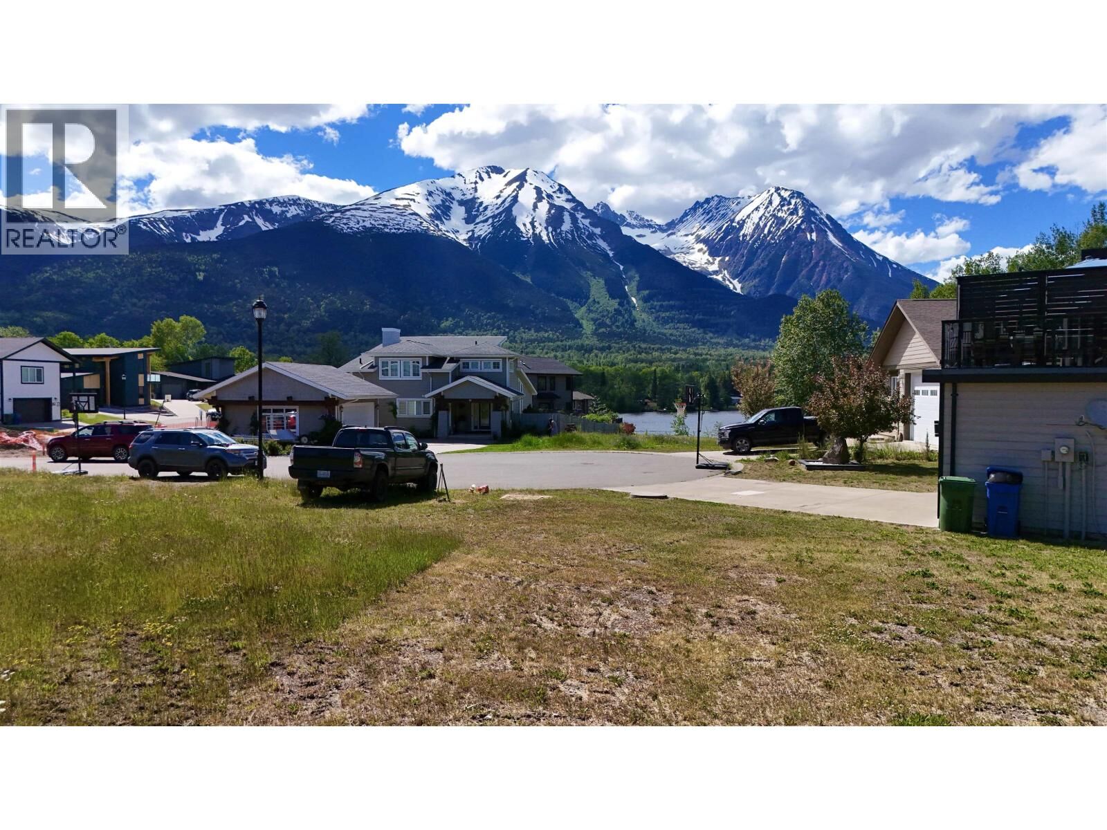 Property Photo:  11 Pavilion Place Lot  BC V0J 2N2 