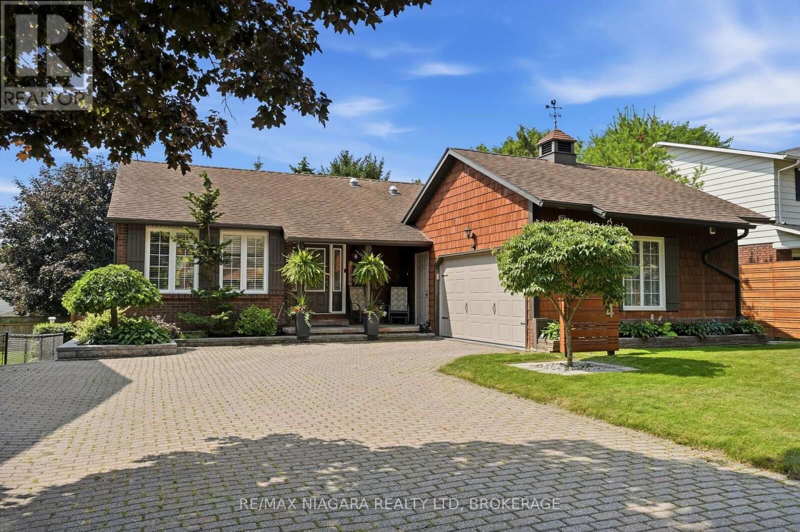 Property Photo: 4 Vista Drive ON L3E 0H8