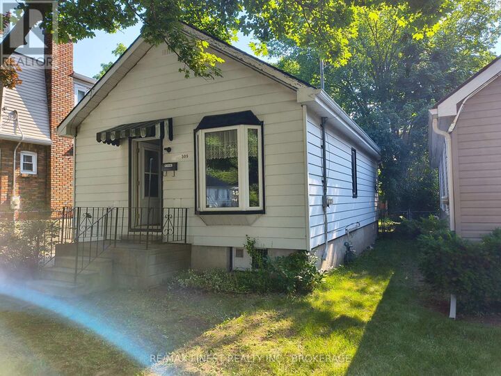 309 College Street — photo 1
