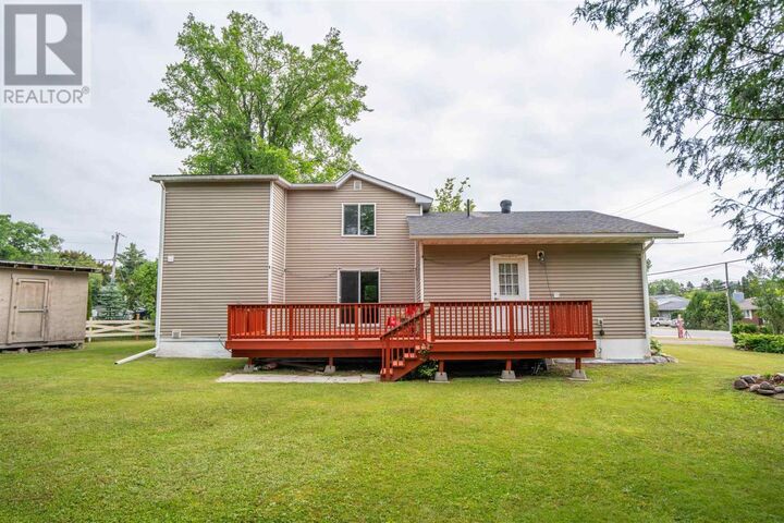 Photo de la propriété:  296 Old Garden River Rd  ON P6B 5A6 