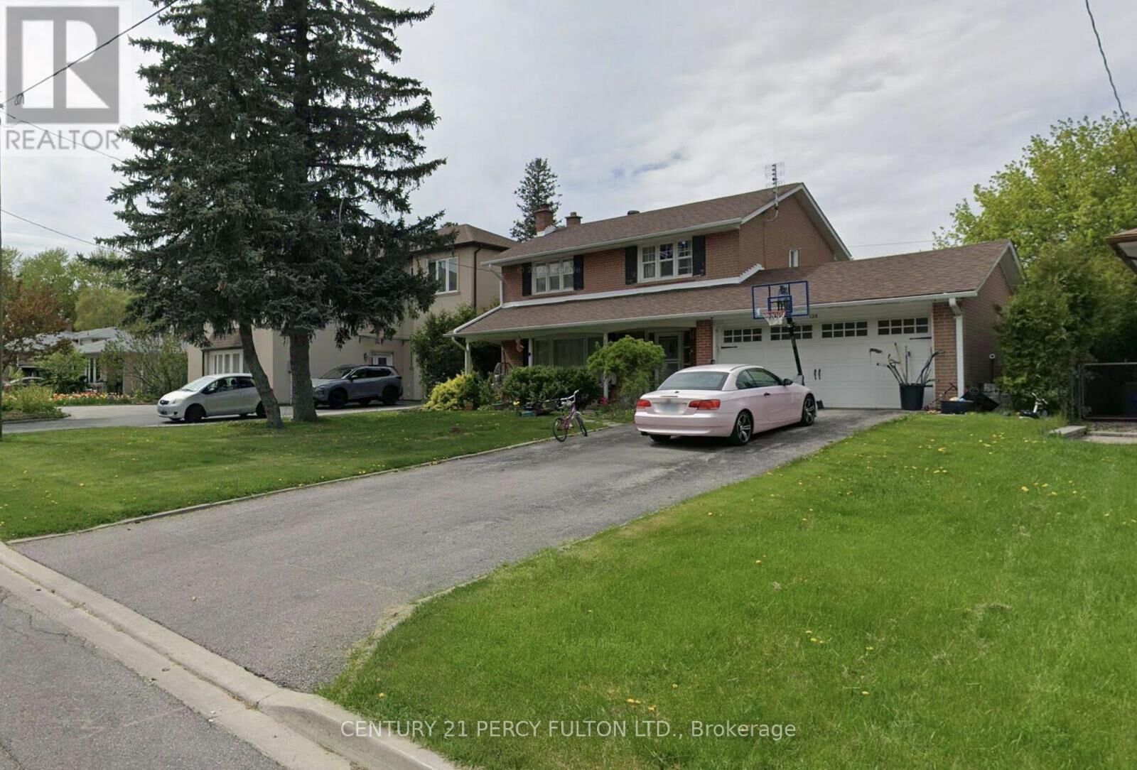 Property Photo: 126 Sherwood Forest Drive ON L3P 1R1