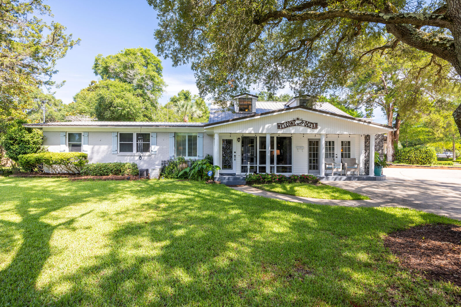 Property Photo:  2 NE Bay Drive  FL 32548 