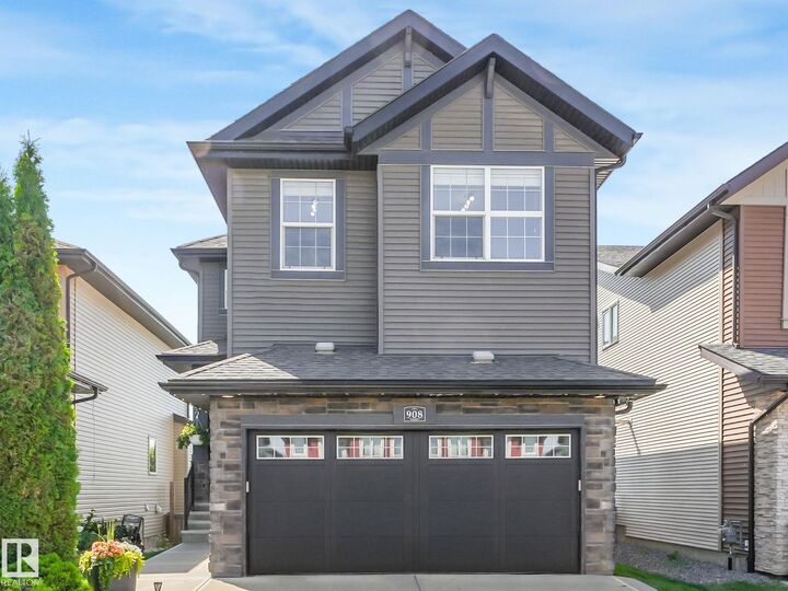908 Goshawk Point(E) NW — photo 1
