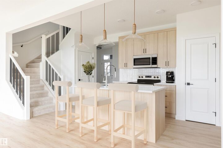 Property Photo: 49 Chartres Close AB T8T 2E1
