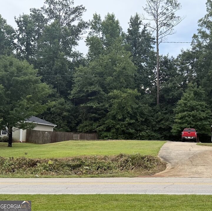 Property Photo: 252 Old Bremen Road GA 30117
