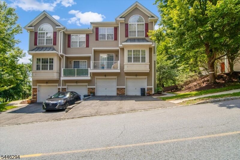 Property Photo:  34 Ridge Dr  NJ 07442 