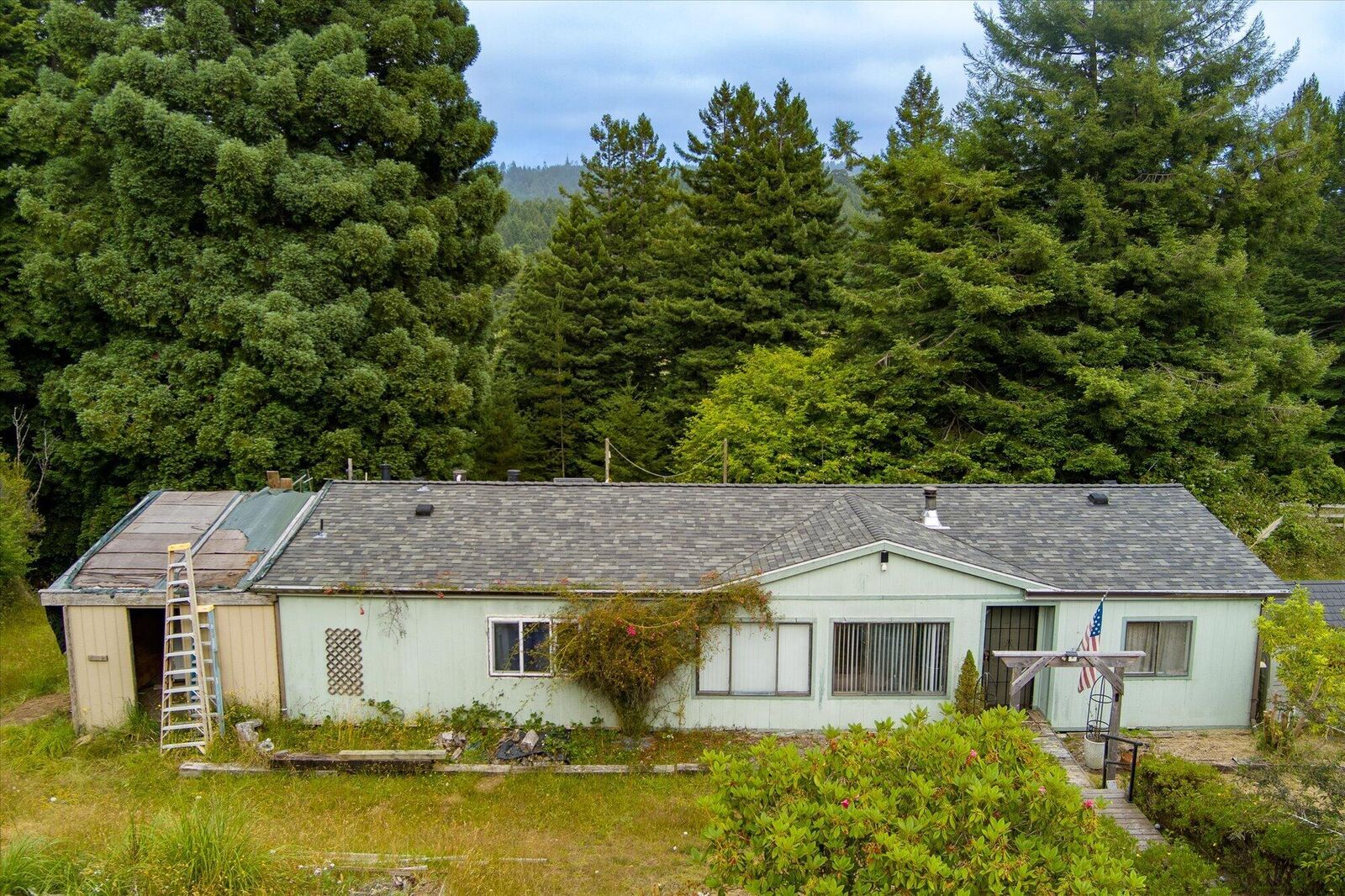 Property Photo:  420 Hidden Valley Road  CA 95524 