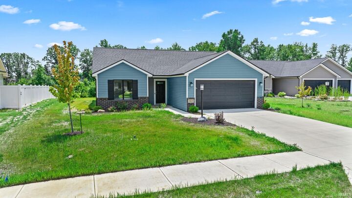 Property Photo:  860 Lagonda Trail  IN 46818 