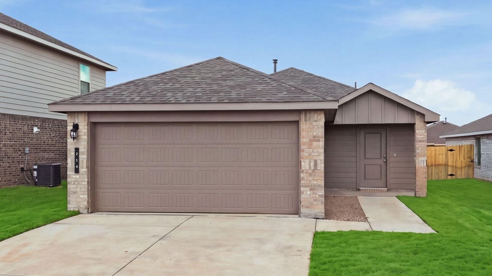 Property Photo: 214 16th Street TX 79382