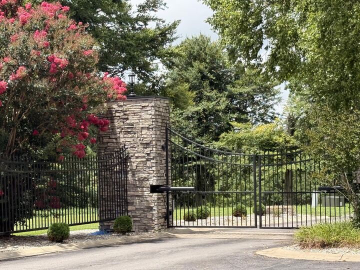 Property Photo: 128 Wedge Way KY 42642