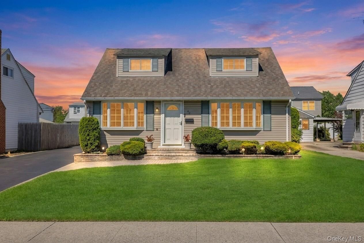 Property Photo: 42 Crescent Street NY 11801