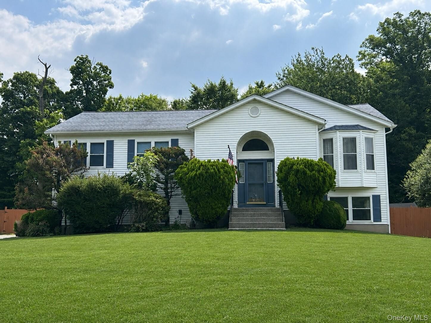 Property Photo:  3 Aron Court  NY 10977 