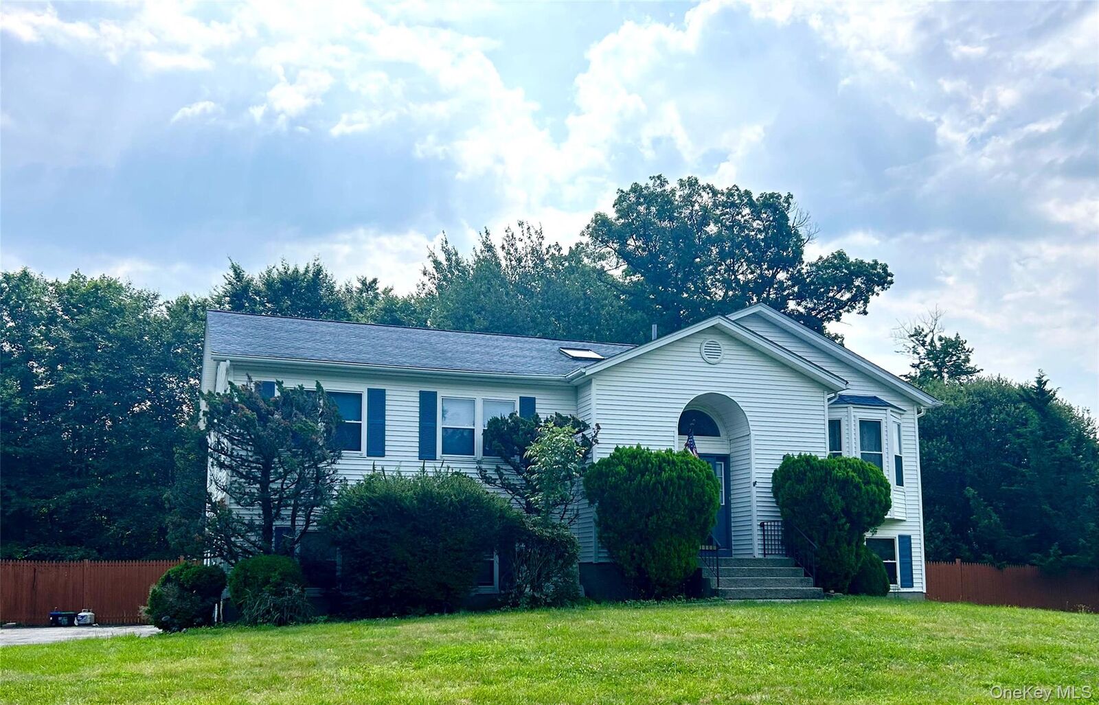 Property Photo:  3 Aron Court  NY 10977 