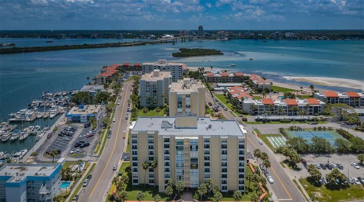Property Photo: 851 Bayway Boulevard 101 FL 33767