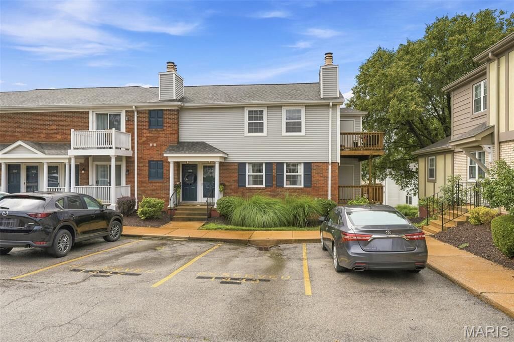 Property Photo: 1437 Oriole Place MO 63144
