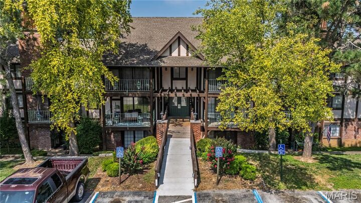 Property Photo:  1440 Heritage Landing 105  MO 63303 
