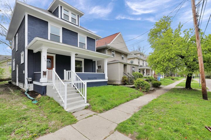 Property Photo:  505 W Lenawee Street  MI 48933 