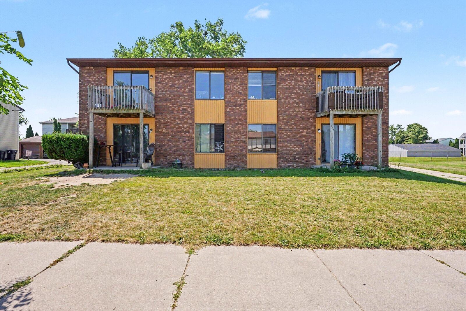 Property Photo: 1134 Country Lane MI 49423