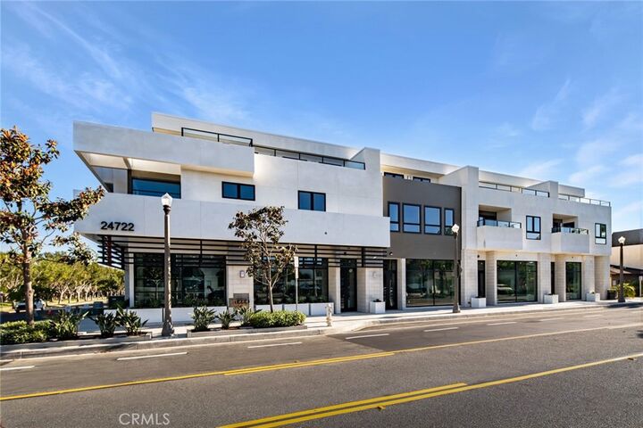 Property Photo:  24722 Del Prado 204  CA 92629 