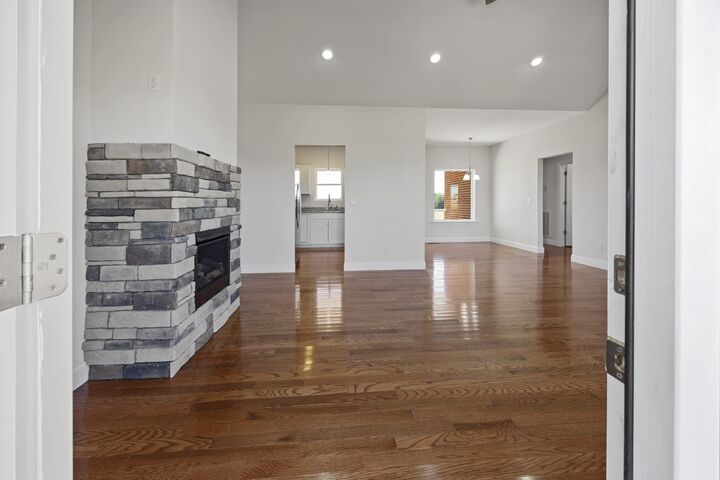 Property Photo:  6265 McMinnville Hwy  TN 37166 