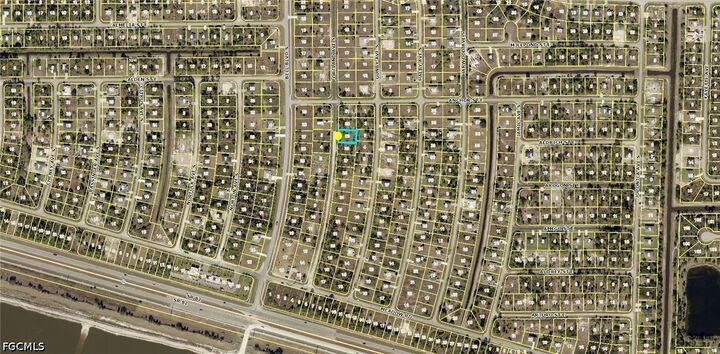 Property Photo:  1061 Portland Avenue S  FL 33974 