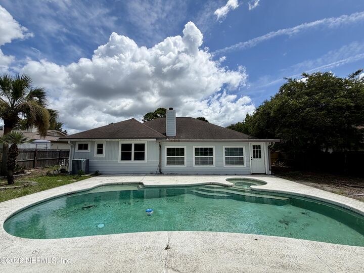 Property Photo:  1435 Pawnee Street  FL 32065 