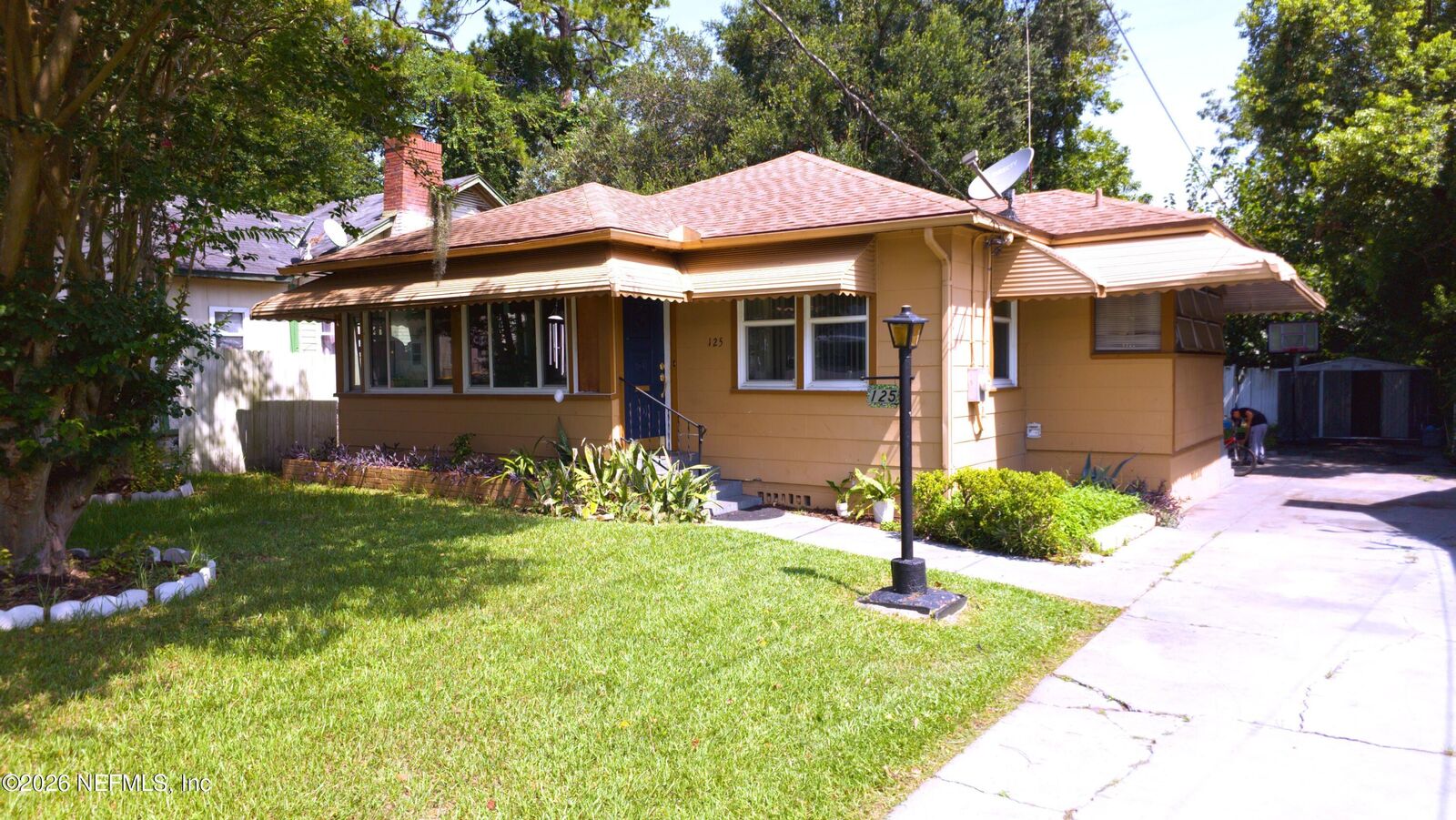 Property Photo:  125 E 45th Street  FL 32208 
