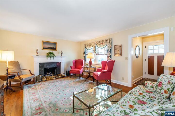 Property Photo:  15 Glenwood Street  NJ 07013 
