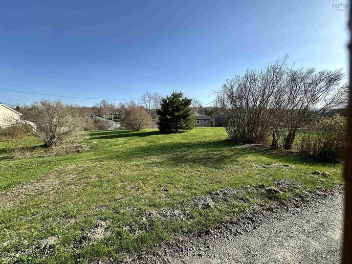 Property Photo:  26 Old Halifax Road W  NS B0N 2T0 