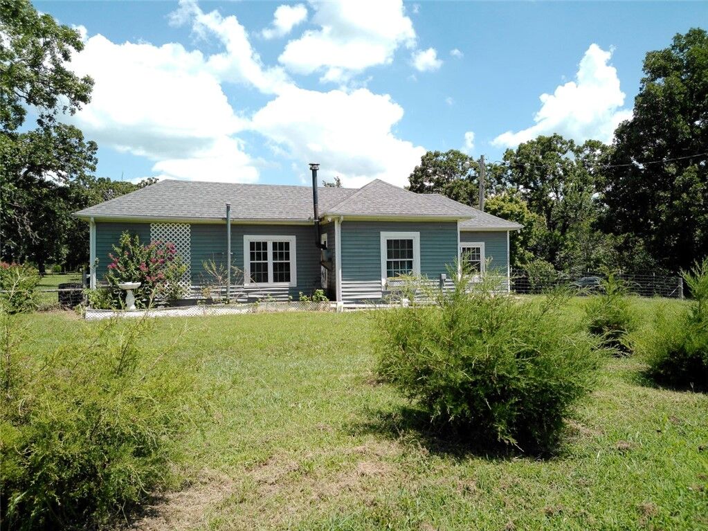 Property Photo:  21263 Sunset View Lane  MO 64865 