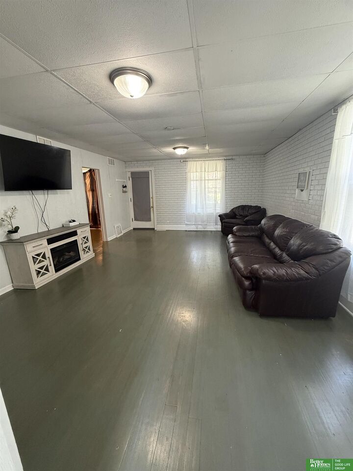 Property Photo: 1019 Homer Street NE 68107