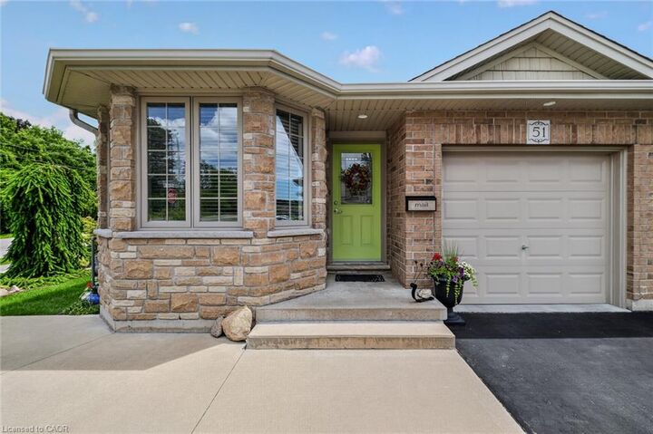 51 Millcroft Drive — photo 1