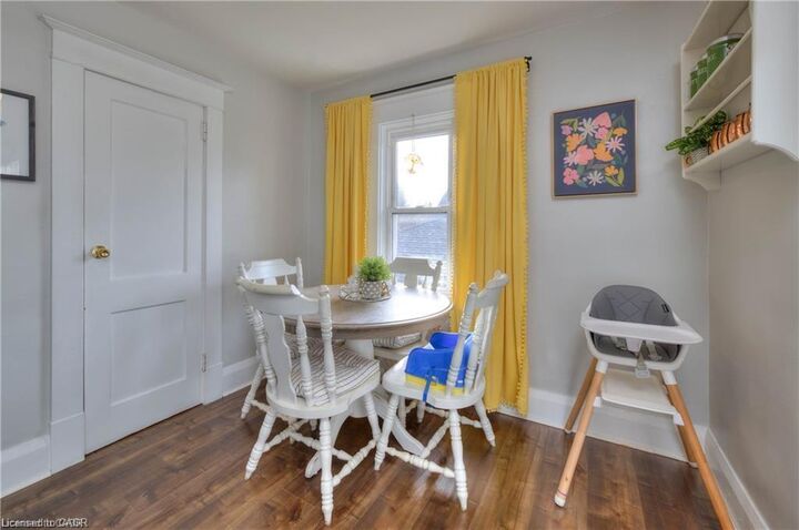 Property Photo: 134 Brubacher Street 1 ON N2H 2V9