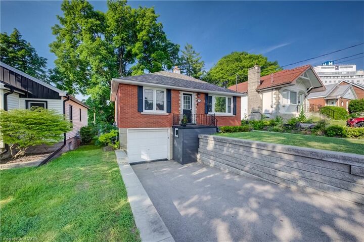 Property Photo: 55 Rex Drive ON N2M 4A1