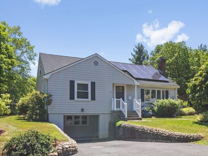 Property Photo: 31 Smith Street MA 02451