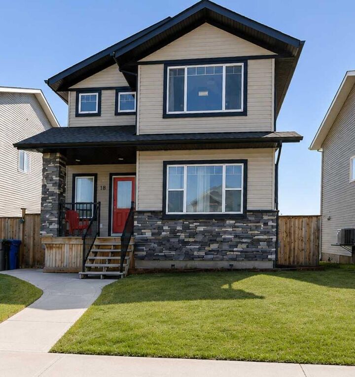 18 Hanson Green — photo 1